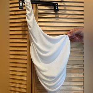 Women’s Elodie white one shoulder asymmetric top